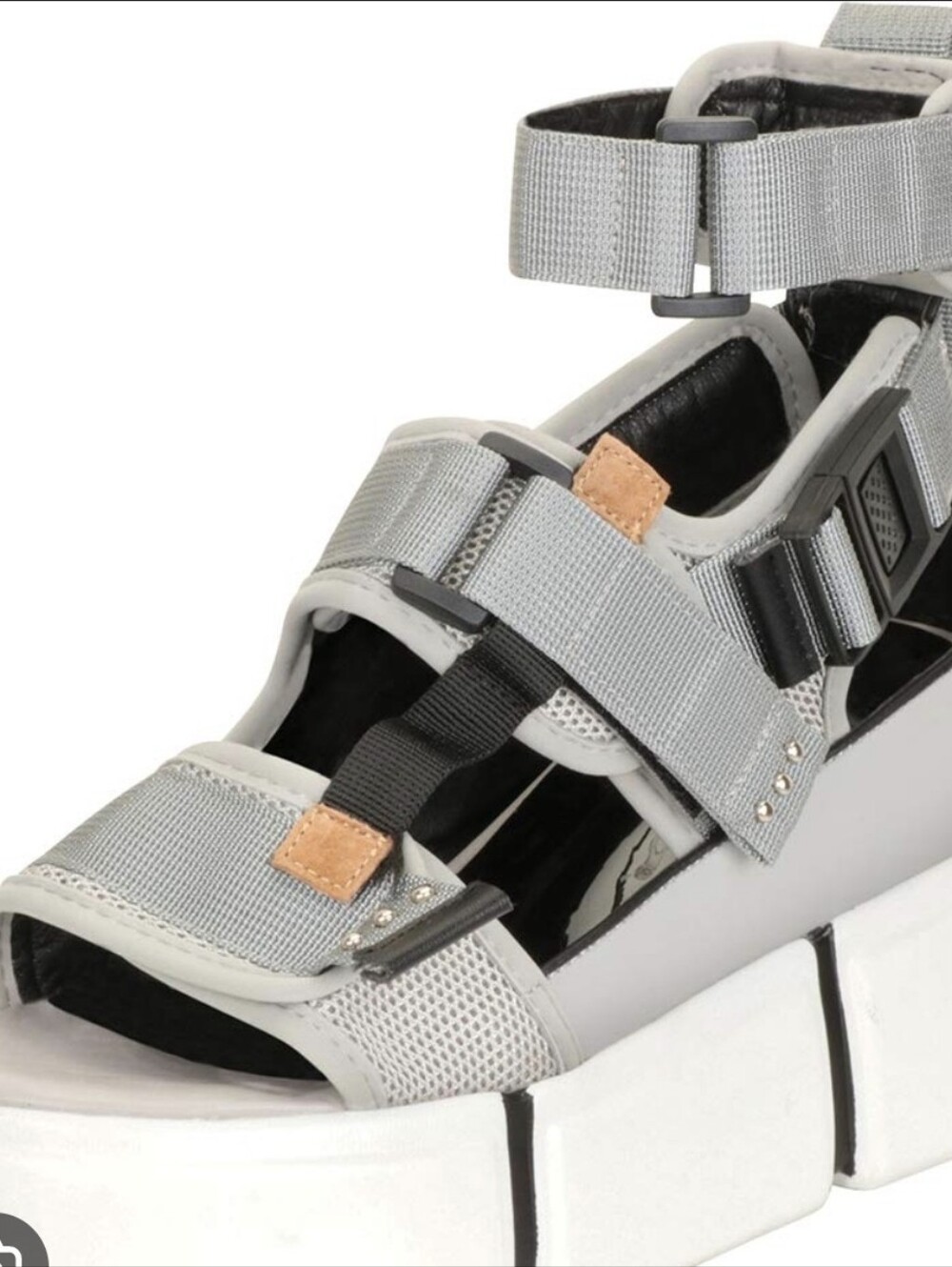 Anthony Wang Cranberry 02 Gray platform Sandals 6.5